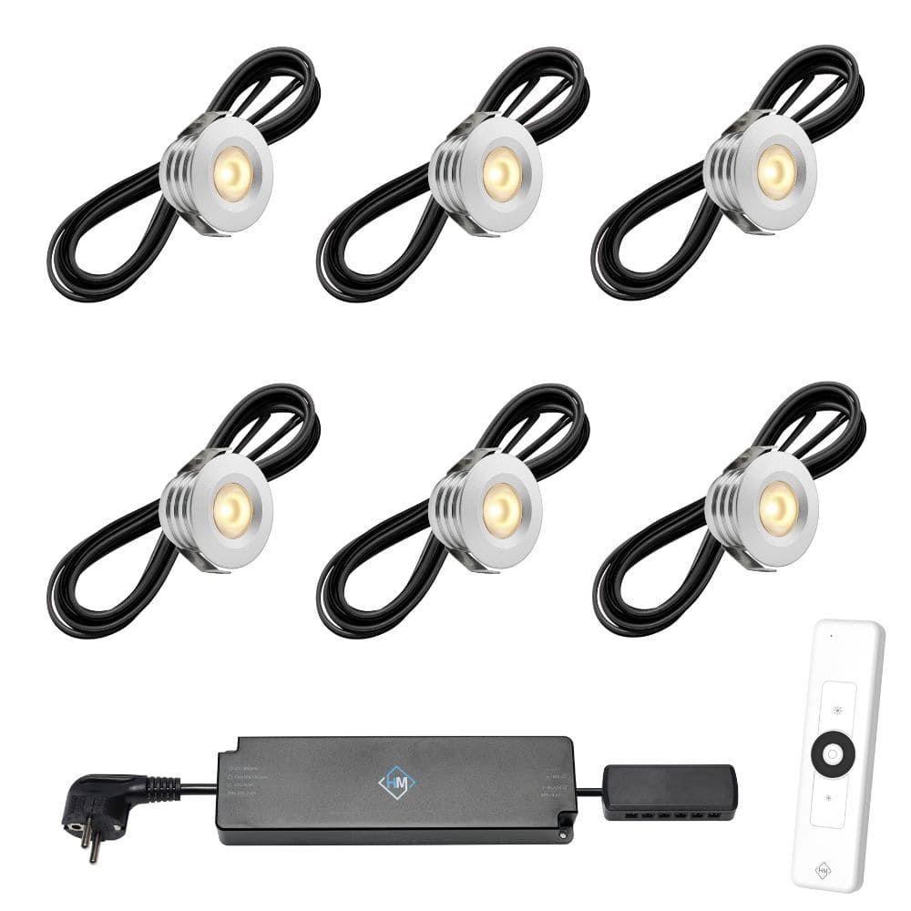 Set spots aluminium, 6 stuks. Inclusief trafo, afstandsbediening en kabel van 5 meter.
