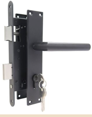 [UIT-171] Clinderslot zwart (UIT-171) compleet set