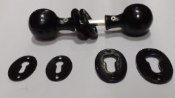 [BIJ-15] Deurknop rond model zwart - rustiek - 63 mm - zwart gecoat - set van 2 stuks